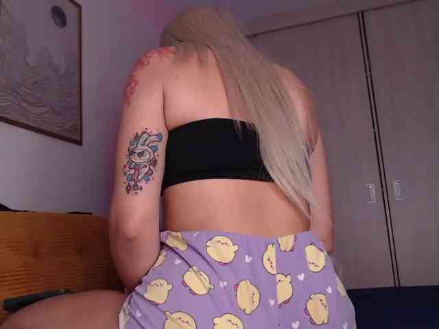 AlesziaRose webcam