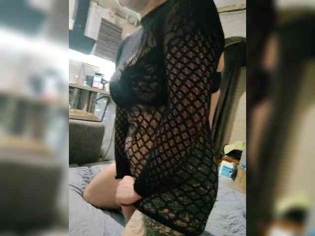 XyourLovex Live Webcam on BongaCams