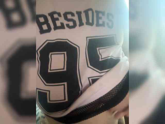 Anastasia537 webcam