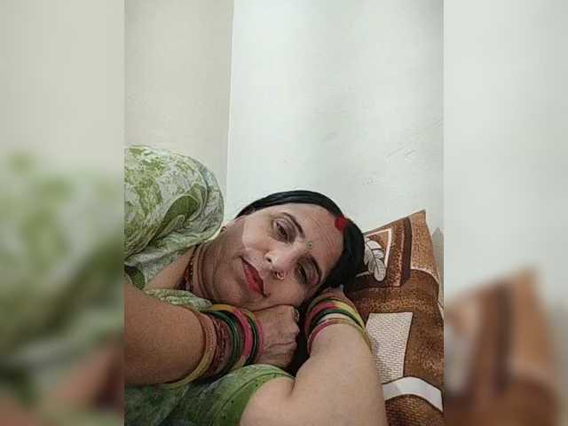 Ahilya8461 live cam preview