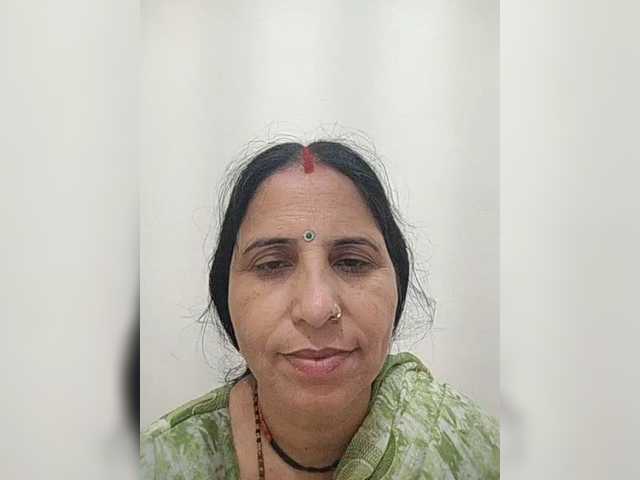 Ahilya8461 live cam