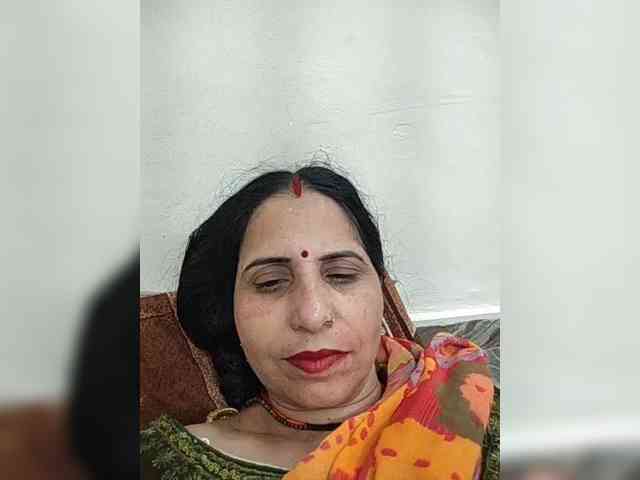 Ahilya8461 webcam