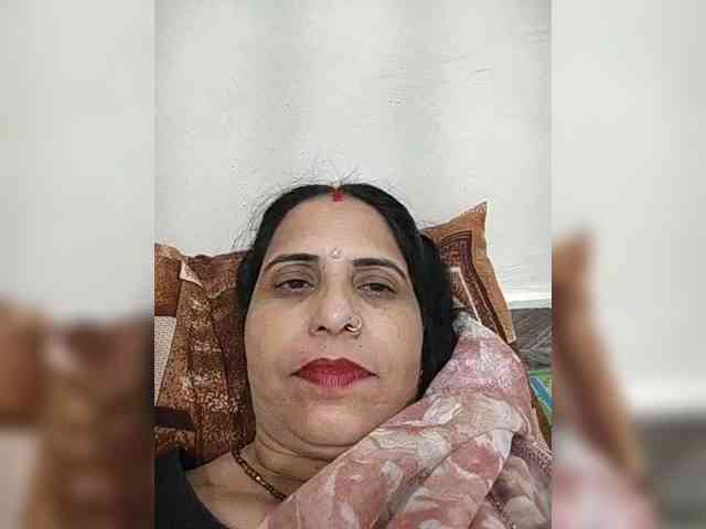 Ahilya8461 webcam