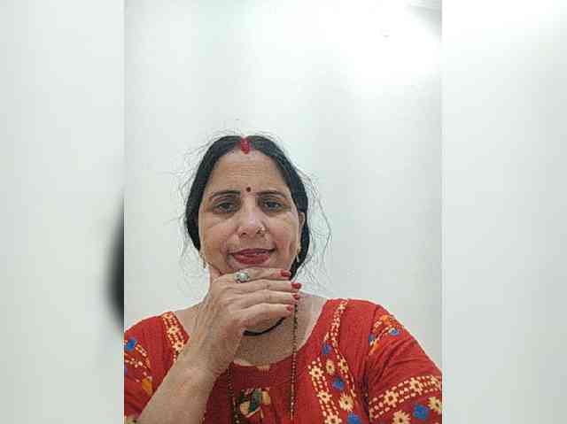 Ahilya8461 webcam