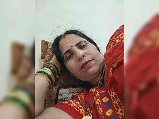 Ahilya8461 webcam