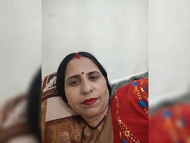 Ahilya8461 webcam
