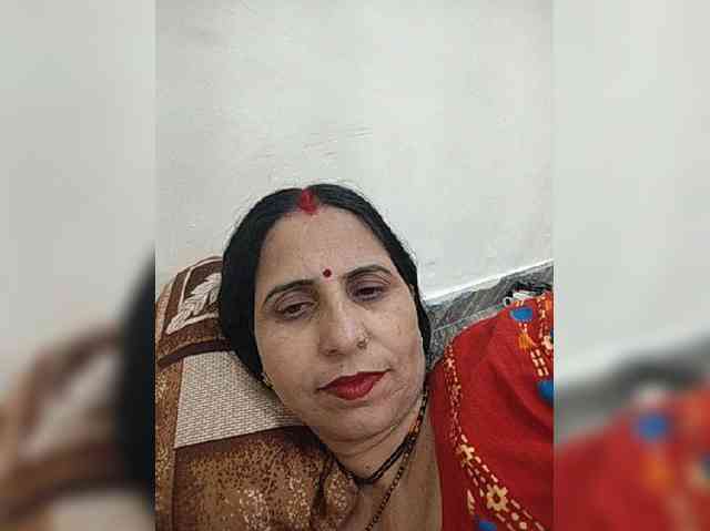 Ahilya8461 webcam