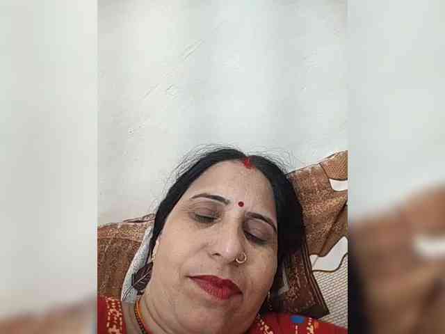 Ahilya8461 webcam