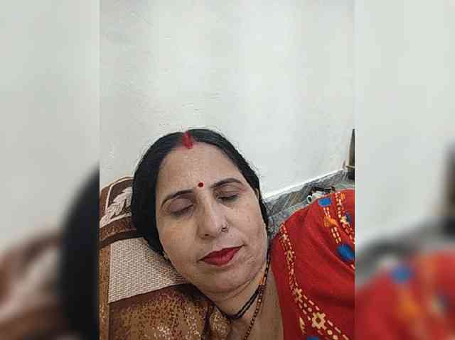 Ahilya8461 webcam