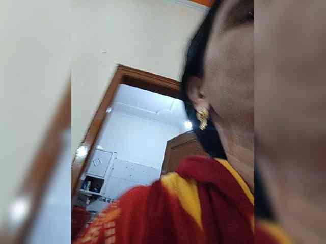 Ahilya8461 webcam
