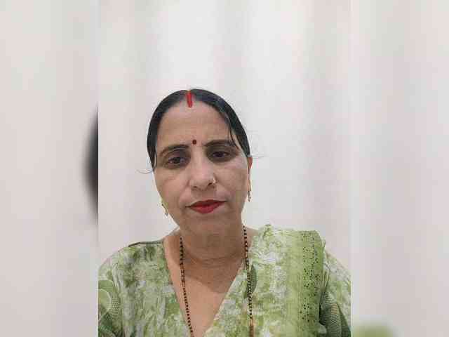 ahilya8461's live room