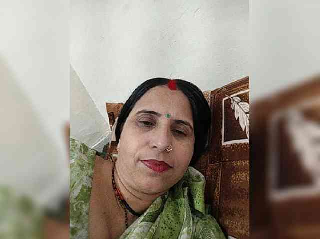 Ahilya8461 webcam