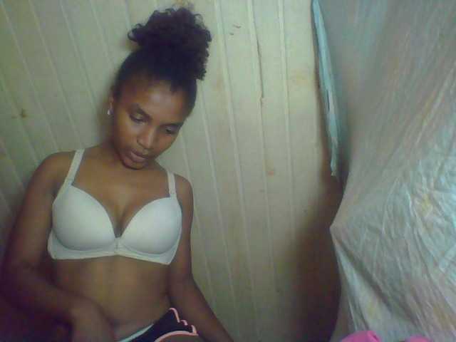 aiame9794 — live female cam