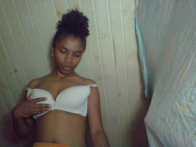 aiame9794 — live female cam