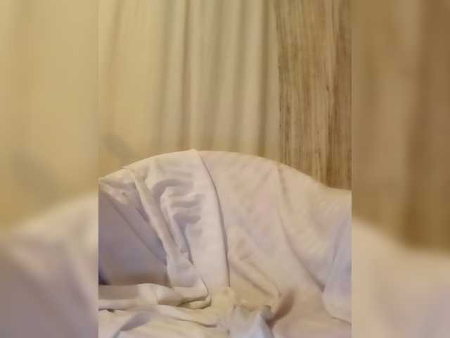 lady--254 live cam on BongaCams