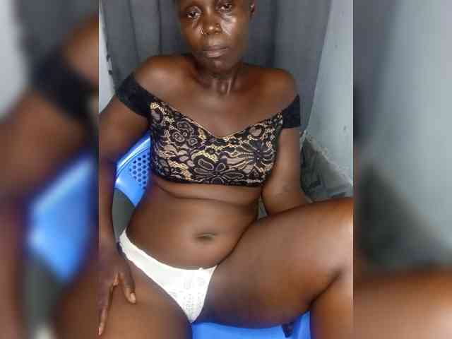 lady--254