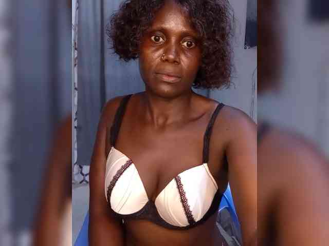 lady--254