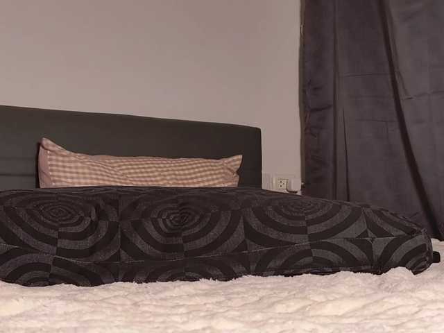 AlkhimRebecca live cam preview