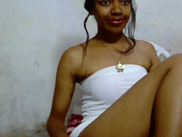 Princesse586 live cam on BongaCams