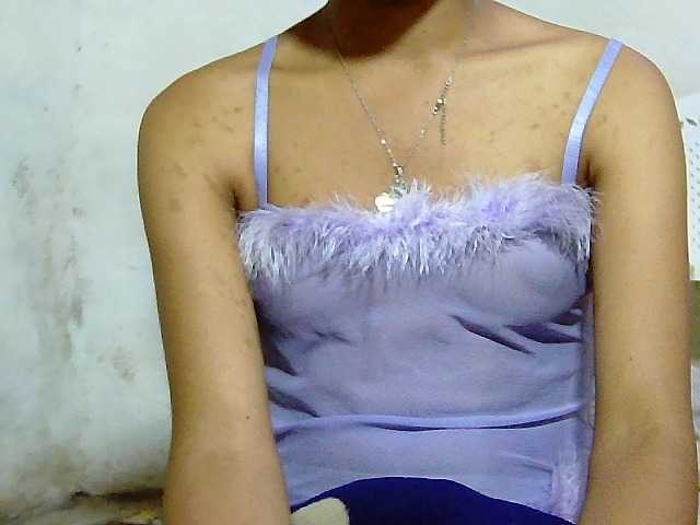 Princesse586 live cam on BongaCams