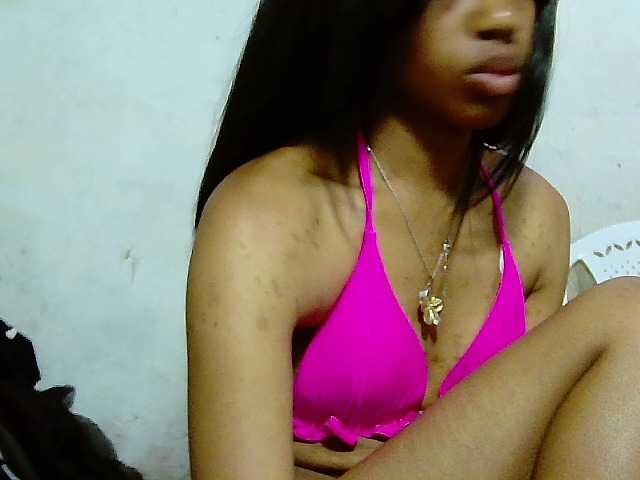 Princesse586 live cam on BongaCams