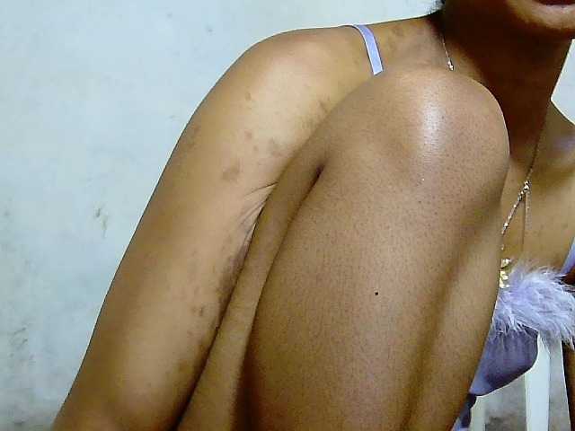 Princesse586 live cam on BongaCams