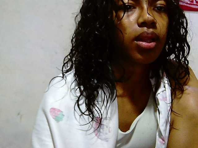 Princesse586 live cam on BongaCams