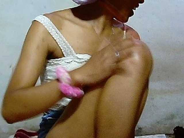 Princesse586 live cam on BongaCams