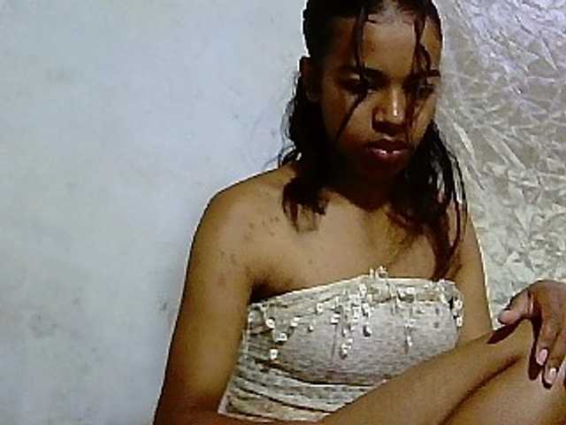 Princesse586 live cam on BongaCams