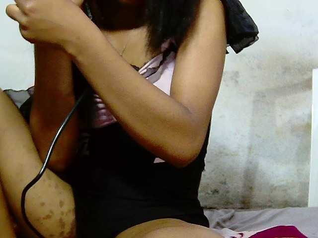 Princesse586 live cam on BongaCams