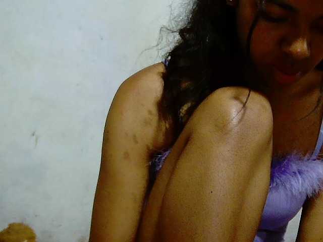 Princesse586 live cam on BongaCams