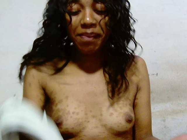 Princesse586 — live female cam