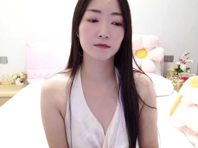 XuXue live cam on BongaCams