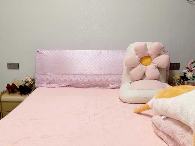 XuXue live cam on BongaCams