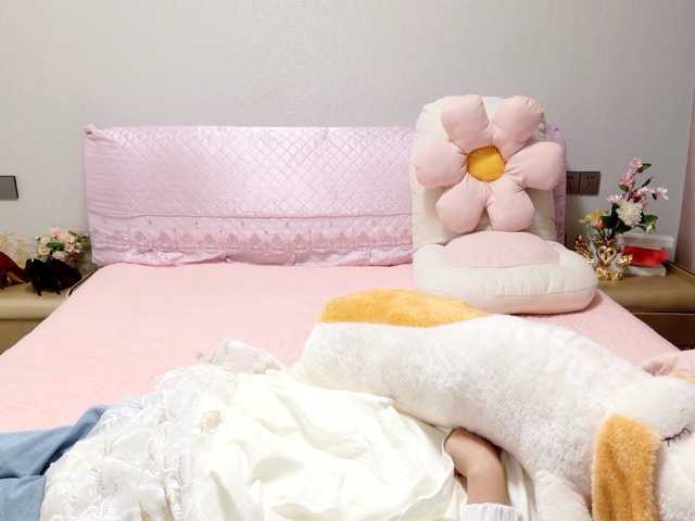 XuXue live cam on BongaCams