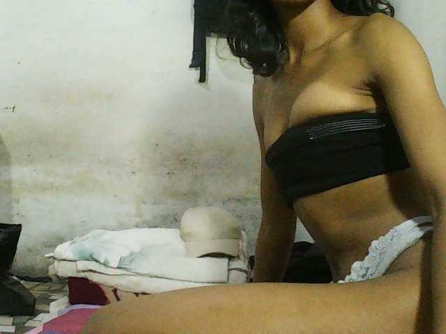 SexyMimi586 live cam on BongaCams