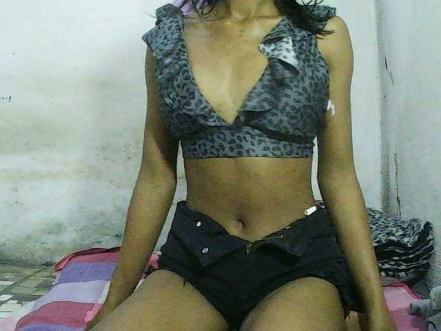 SexyMimi586, en vivo ahora en BongaCams