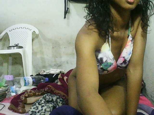 SexyMimi586 live cam on BongaCams