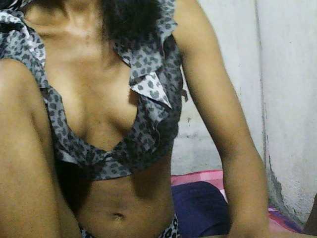 SexyMimi586, en directo ahora en BongaCams