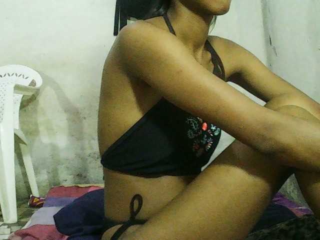 SexyMimi586 live cam on BongaCams