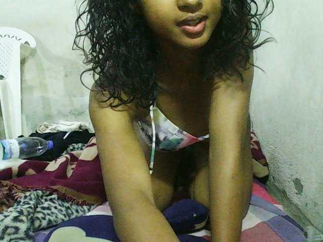 SexyMimi586 live cam on BongaCams