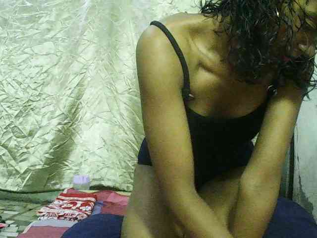 SexyMimi586 webcam