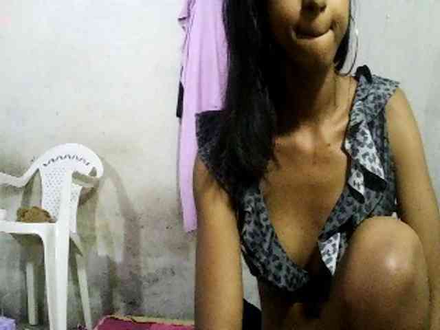 SexyMimi586 webcam