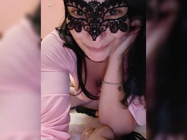 HotMilfa live cam on BongaCams