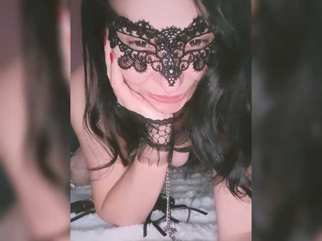 HotMilfa live cam on BongaCams