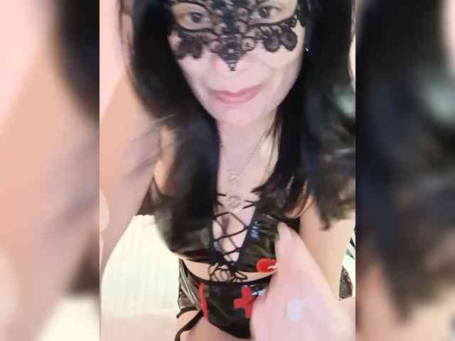 HotMilfa webcam