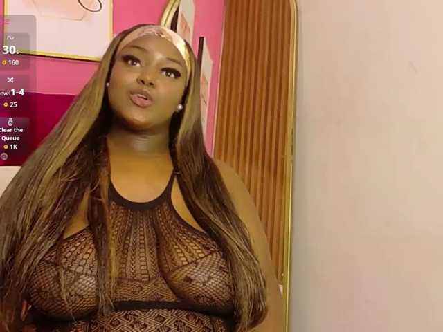 sweetyummychocolate live cam on BongaCams