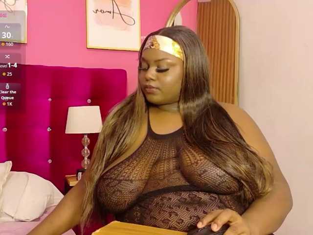 sweetyummychocolate live cam on BongaCams