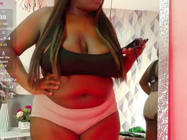 sweetyummychocolate live cam on BongaCams