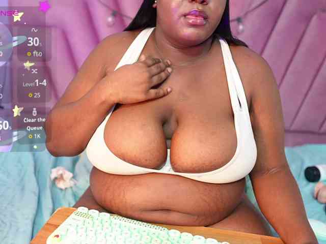sweetyummychocolate webcam